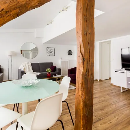 Apartment Champs Elysees Franklin Roosvelt *